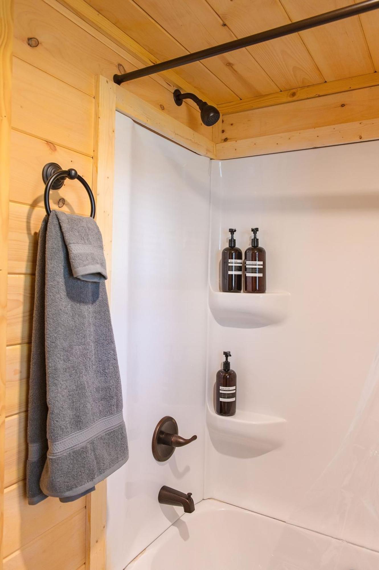 Meg Cabin Tiny Rustic Comfort On Lookout Mtn Chattanooga Exterior foto